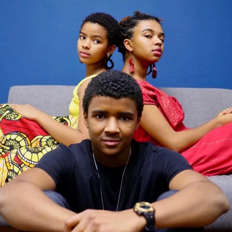 Melodious 2 Sings SingLikeTheStarz.com